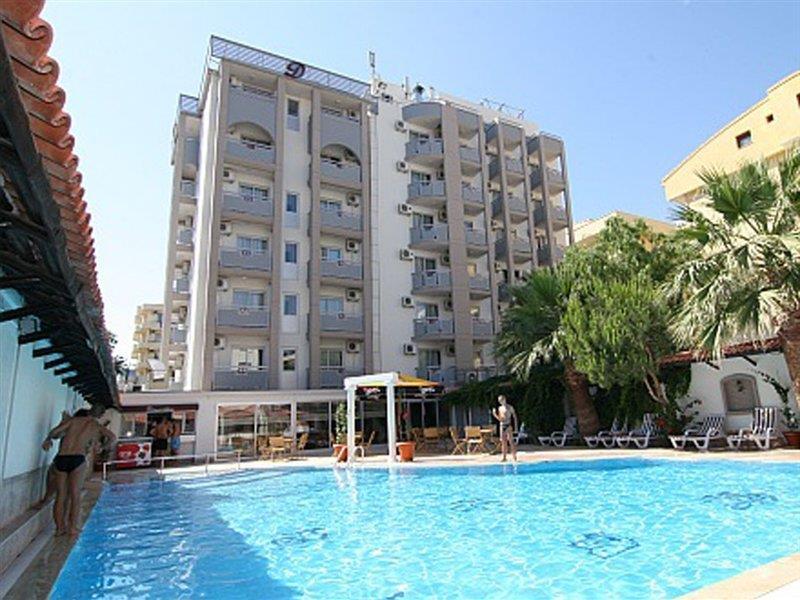 Duqqan Deluxe Hotel คูซาดาซี ภายนอก รูปภาพ